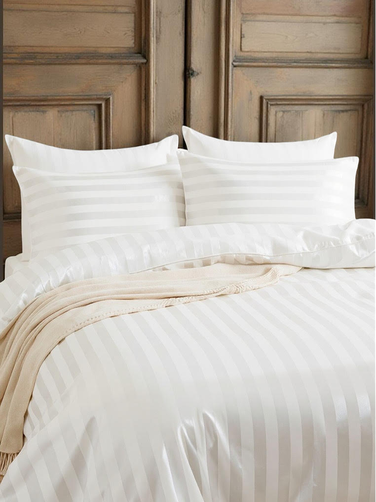 Wrap yourself in cozy softness with our luxurious bedding—designed to bring comfort and elegance to your home.