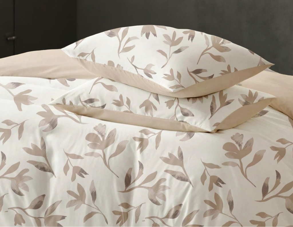 2/3pcs Khaki Leaf Printed Duvet Cover Set, Soft And Breathable, Chic Lovely Decorative Bed Sprea Bed Cover For Home Bedding And School Bedding Dorm Essentials, Perfectly Fits Twin Full King Queen All Size Bed