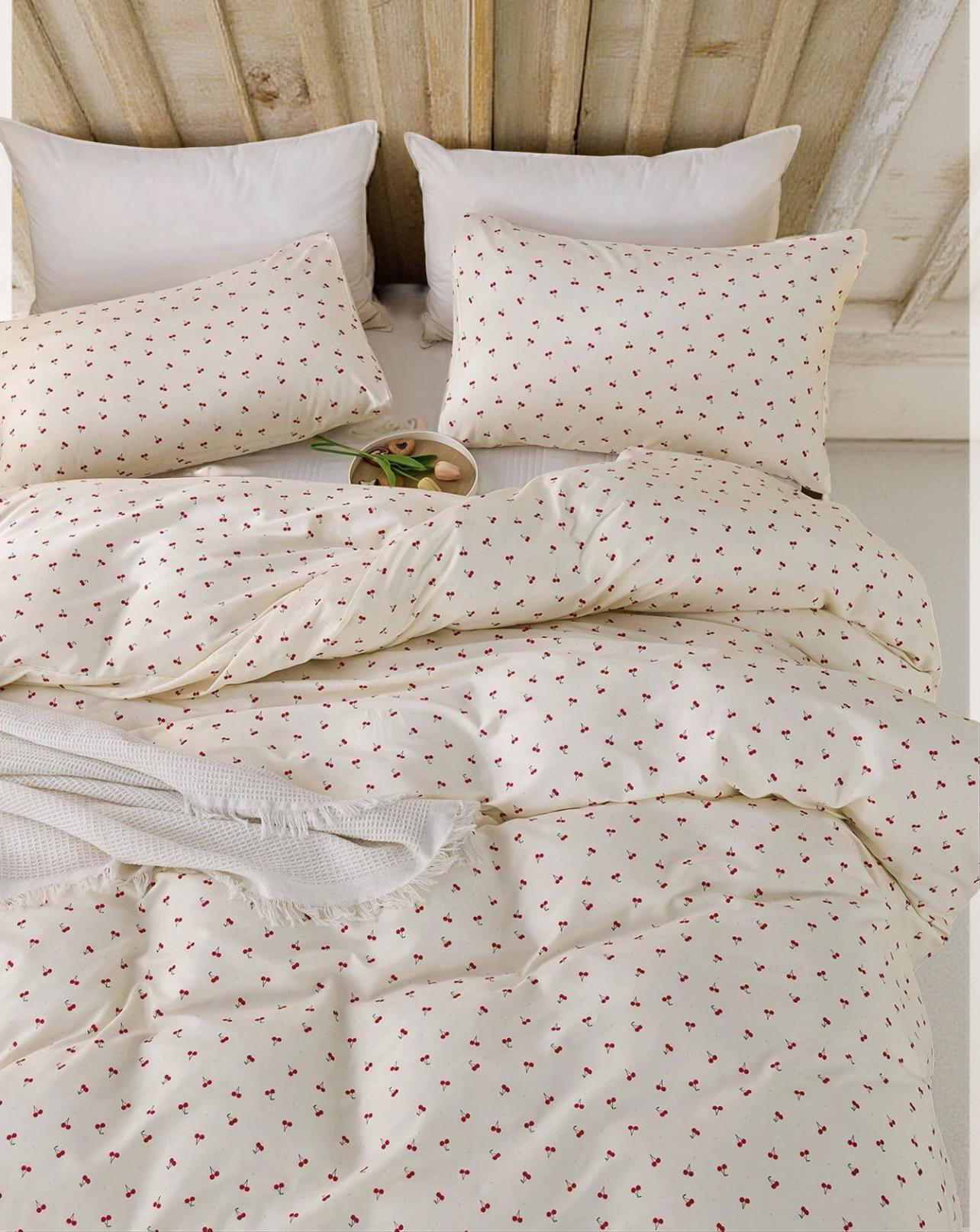2/3Pcs 100%Cotton Beige Cherry Pattern Print Duvet Cover Set Without Filler Breathable Supersoft All-Season (1pc*Duvet Cover + 1/2pcs*Pillowcase, No Pillow Core), Soft Two Tone Design Bedding Set For Bedroom & Guest Room Valentine's Day Lightweight King Q