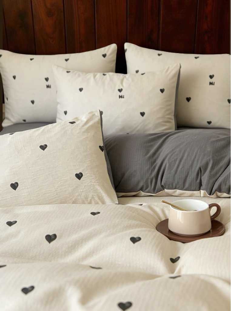 4pcs/Set Ditsy Floral Comforter Cover Set (1pc Comforter Cover, 1pc Flat Sheet, 2pcs Pillowcases, Without Filling), Bedding Sets, All Season Bedsheet Set, Bedroom Decor, Washable
