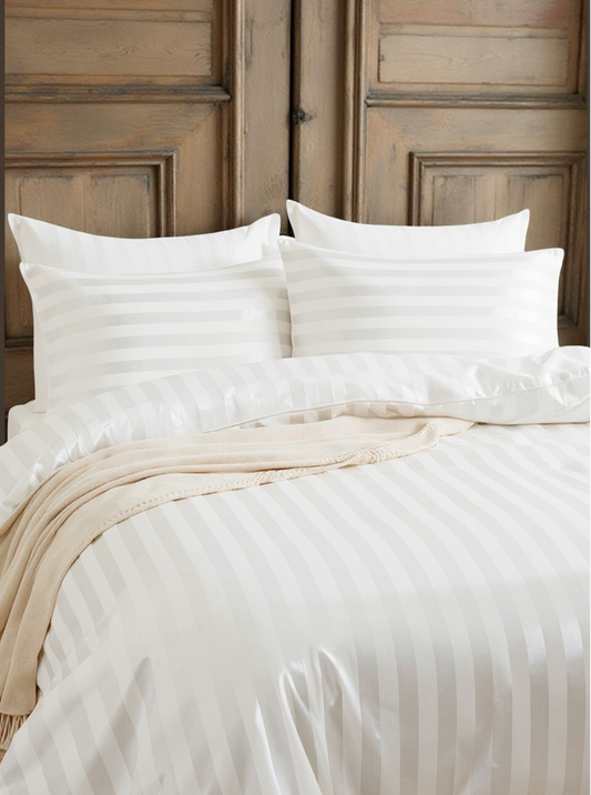 3pcs Down Comforter Cover Set, Satin Solid Soft Cozy Quilt Cover Set, Bedding Set For Bedroom And Guest Room (1* Down Comforter Cover+2* Pillowcases, No Comforter)